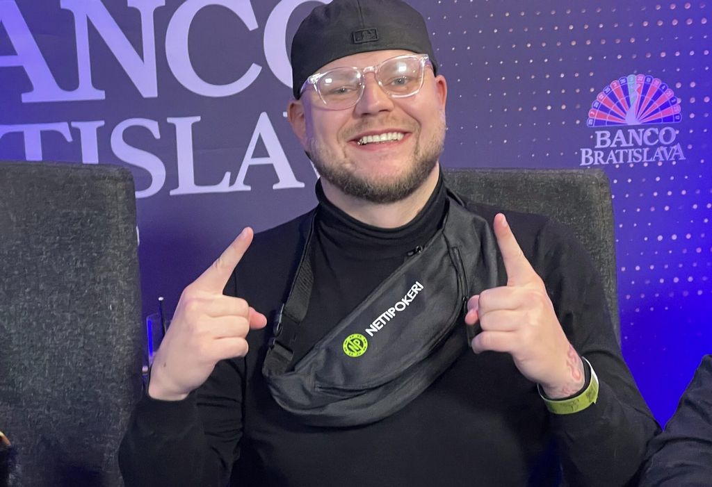roosteeni - Kick-tilastot, analytiikka ja verkoston esittely